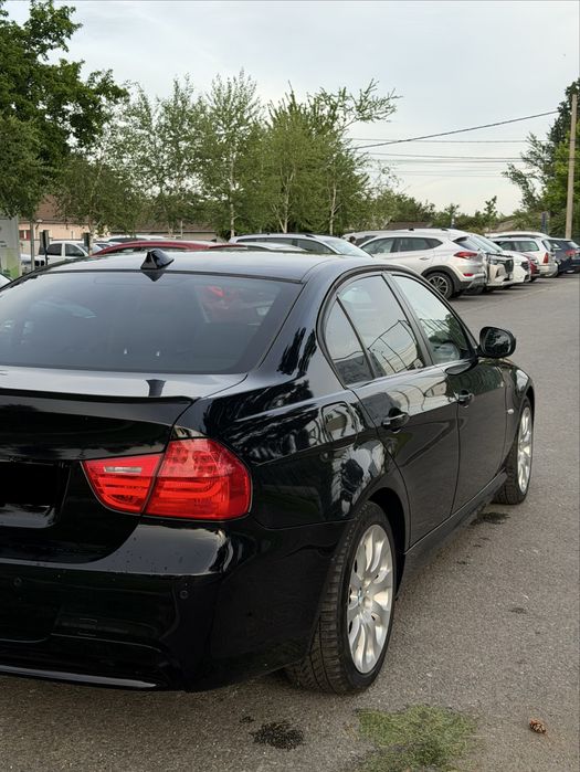 BMW 3 Series 2010 — imagine 5