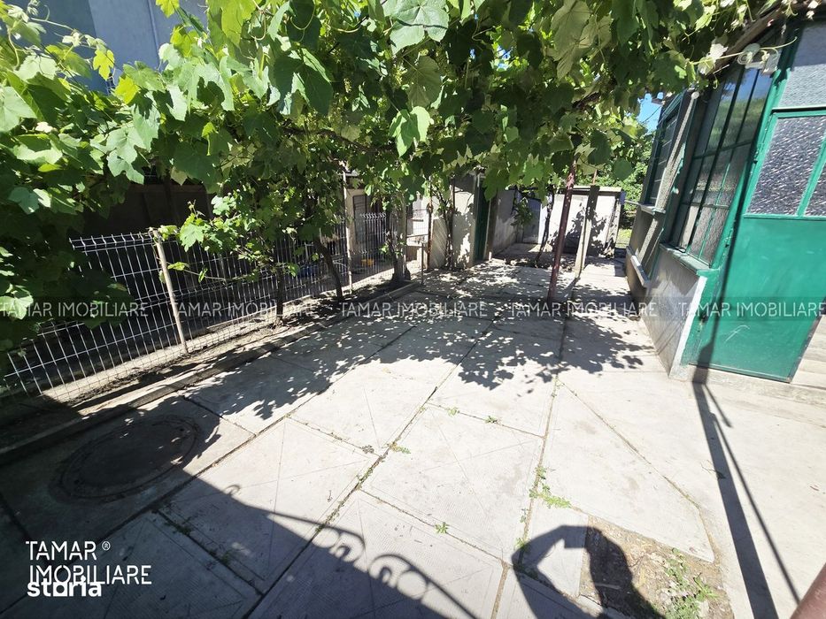 Casă 90 mp cu teren 565 mp - Grădiște zona deosebită