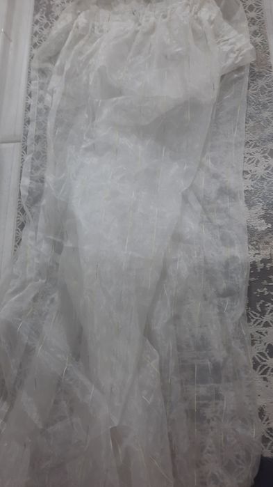 Занавеска сатылады.