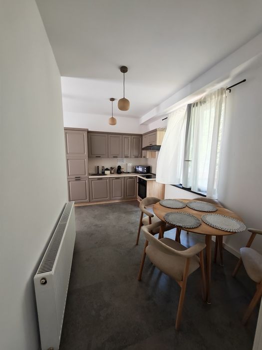 PF închiriez apartament /duplex la casă Petofi Sandor