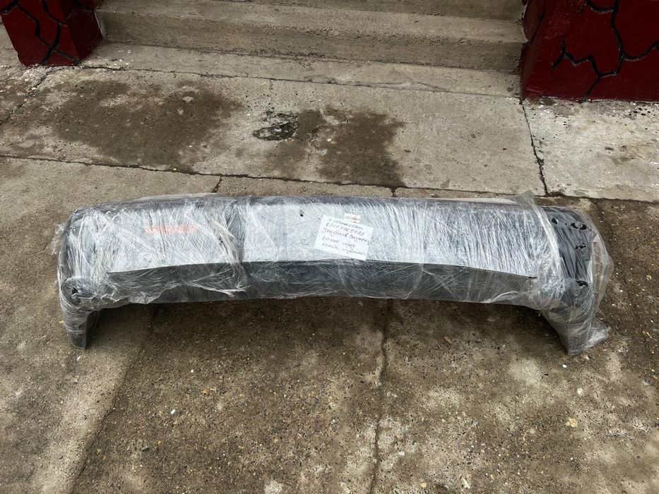 Бампер передний новый на Мерседес