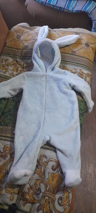 Продам комбинезоны теплые