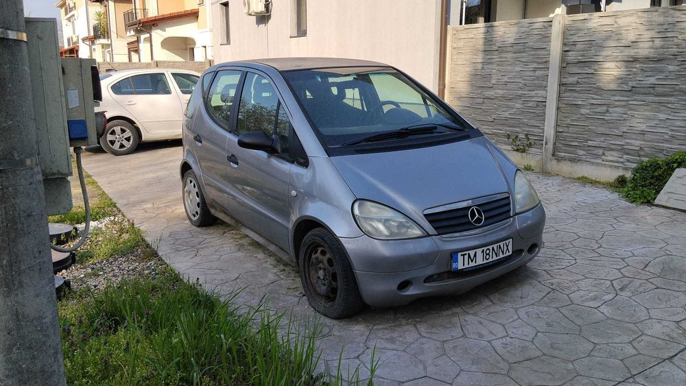 Vând Mercedes A Klass