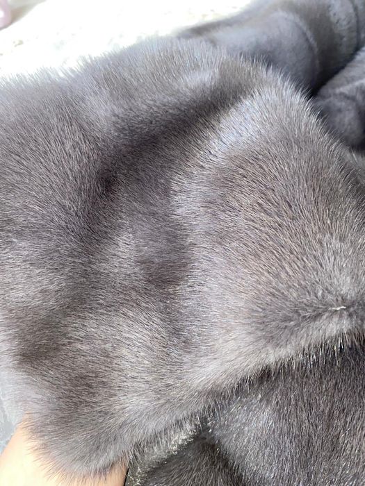 Продам норковую шубу