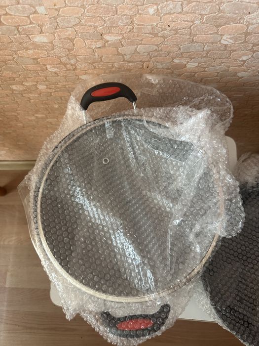 Продам сковородки в наборе