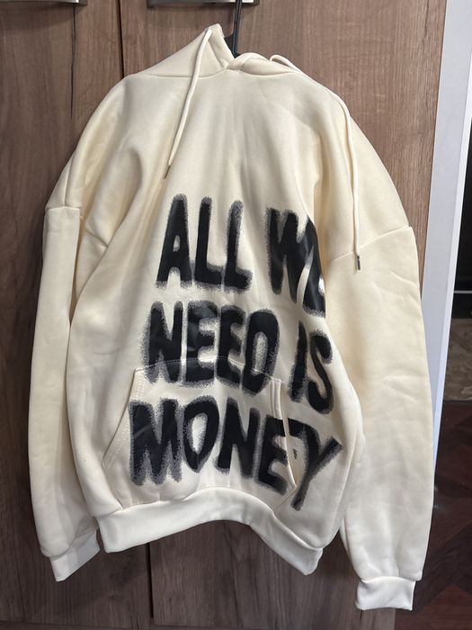 Одежда (за шоколадку)