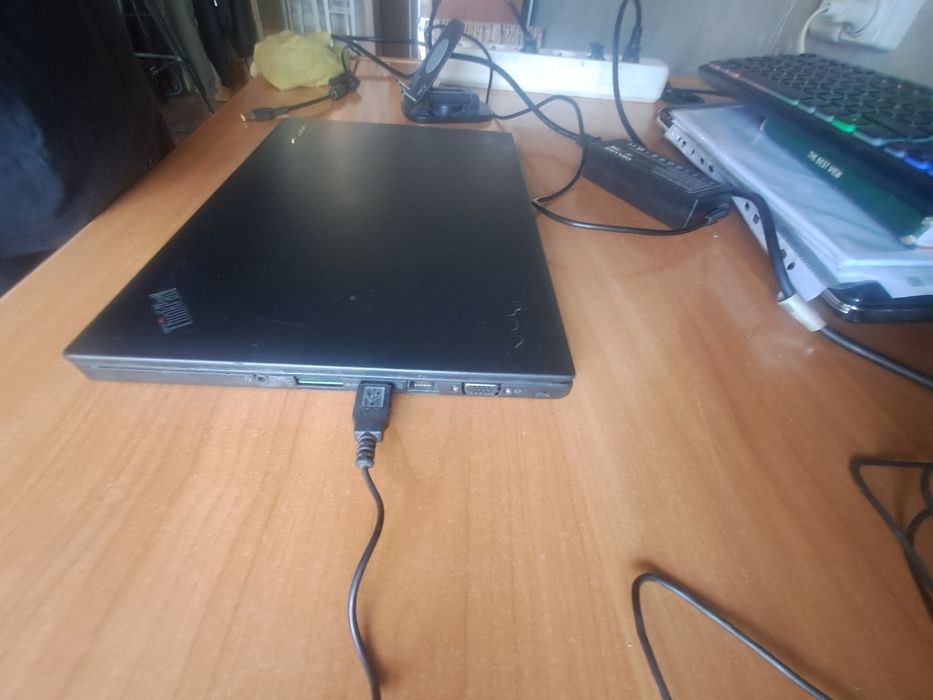 Ноутбук  Lenovo think Pad