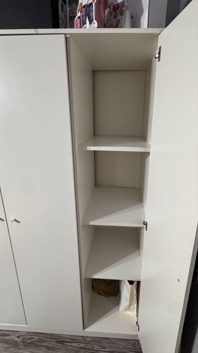 Шкаф IKEA, 3-дверный, белый