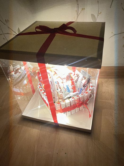 Бокс шоколады, жүрек пішінде