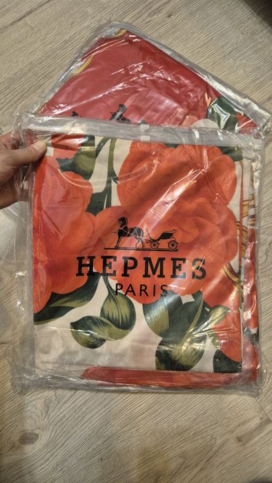 Платки Hermes Parisв упаковке