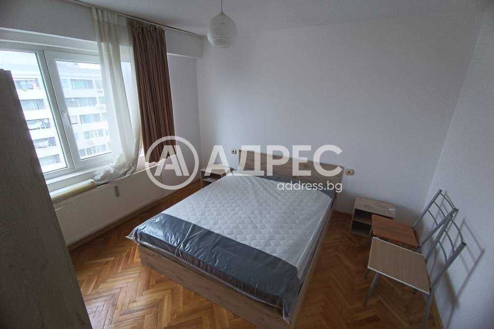 Наем двустаен апартамент до магазин "Била"!