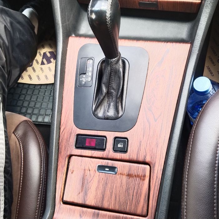 Продаётся легендарная BMW e38