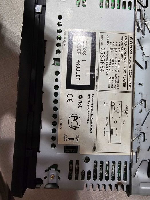 CD Sony Model:CDX-L490B