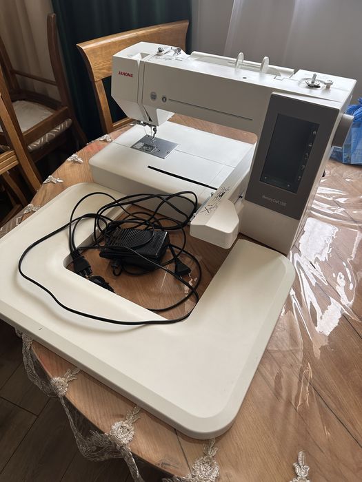 Вышивальная машина Janome Memory Craft 550E