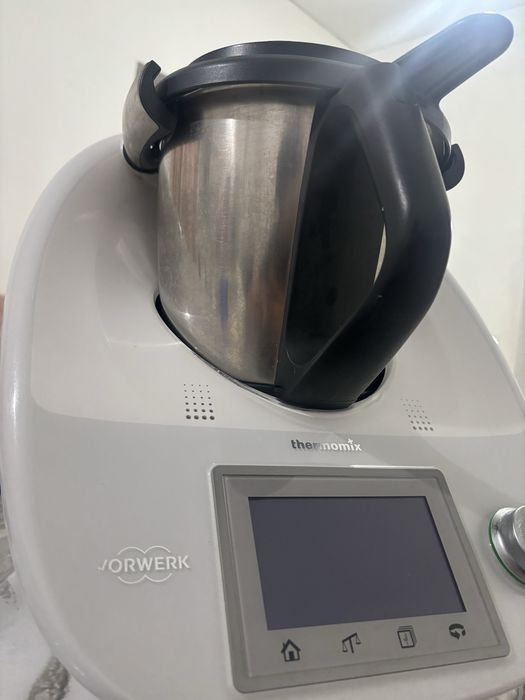 Продается  Thermomix TM5