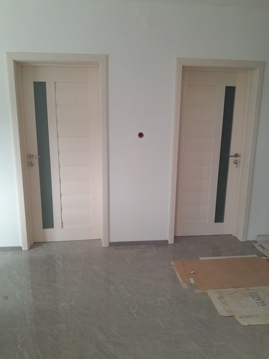 Montaj uși metalice și de interior