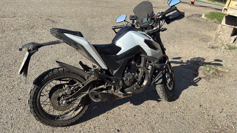 Продам мотоцик Zontes 200U1