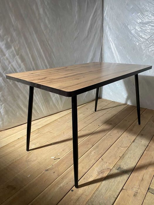 Столы и стулья со склада