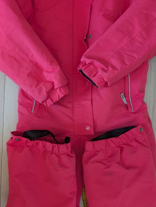 Combinezon ski fete mărimea 140 (10 ani)