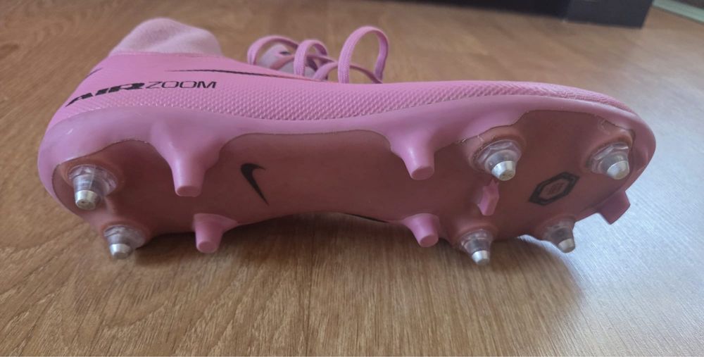 Ghete de fotbal Nike
