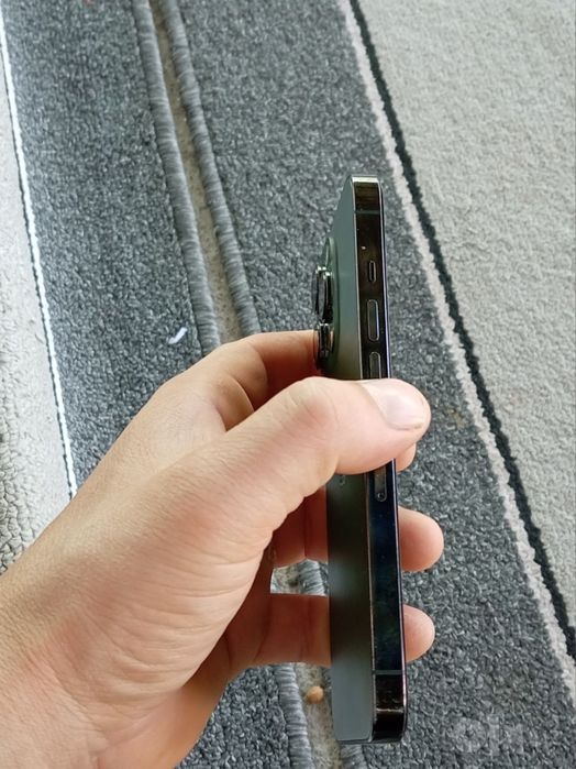 IPHONE 13 PRO holati ideal karobka dakumenti bor xotirasi 128 ta o