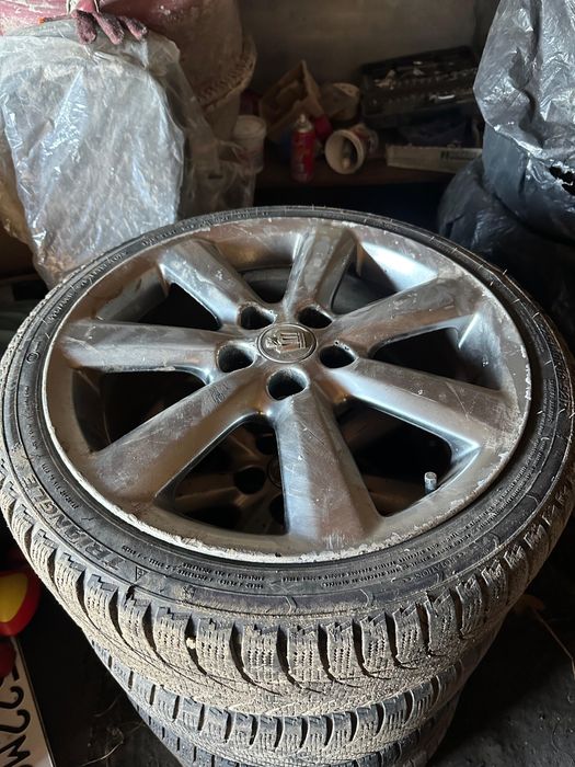 Резина с дисками 225/40 R18