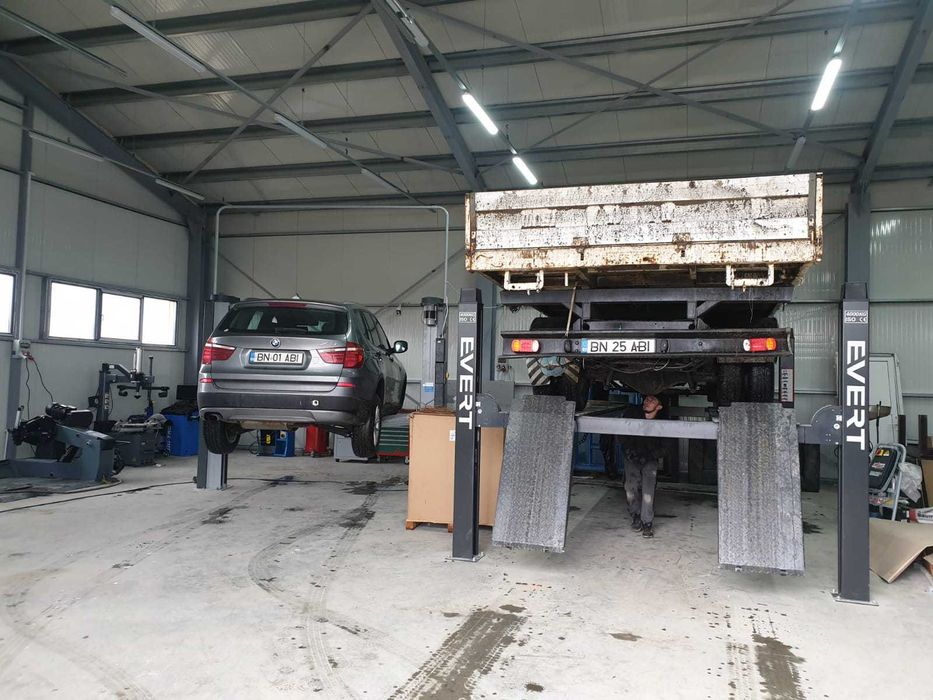 Service auto complect de inchiriat