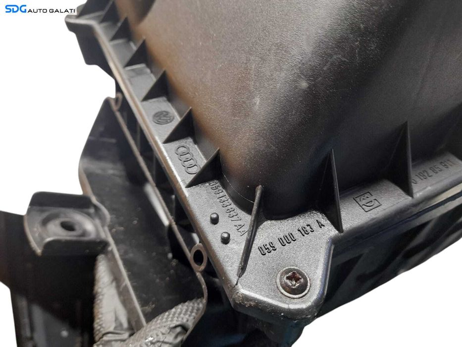 Corp Carcasa Filtru Aer Audi A4 B7 2.5 TDI V6 BDG 2005 - 2008 Cod 059133837AA 059000183A [N0502]