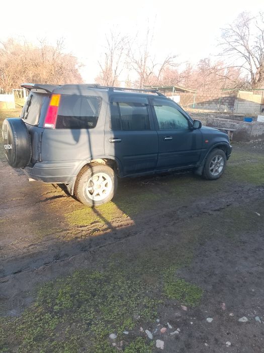 Машина Honda CR-V