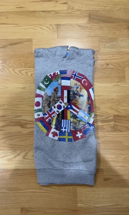 Худи peaceinwar ig brand