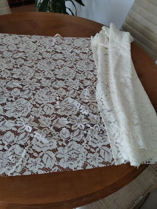 Dantela alba noua 4m