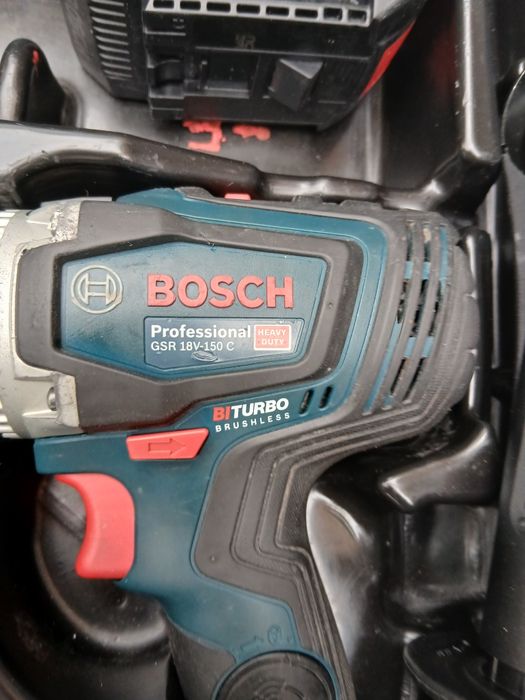 Акумулаторна Безчетков винтоверт Bosch  GSR 18v-150C