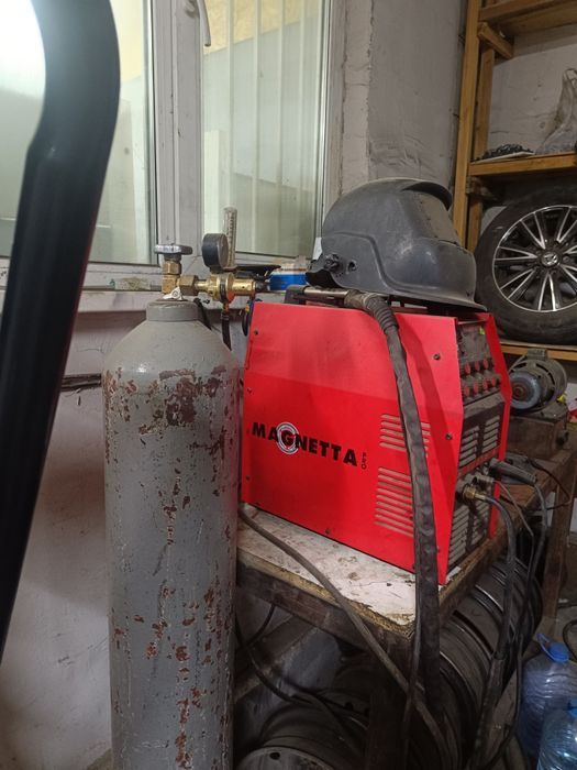 Продам аргон сварочный аппарат 550000