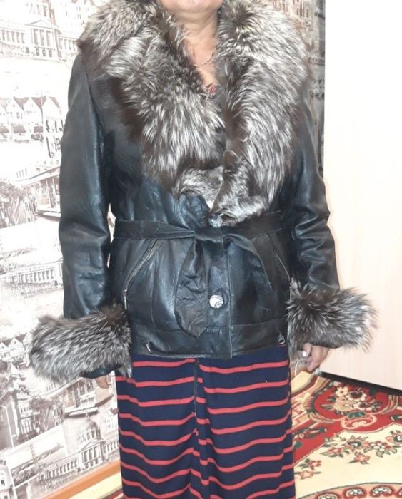 Зимняя куртка(плащ)