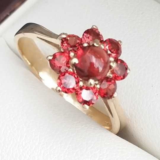 inel aur 14k cu granate naturale