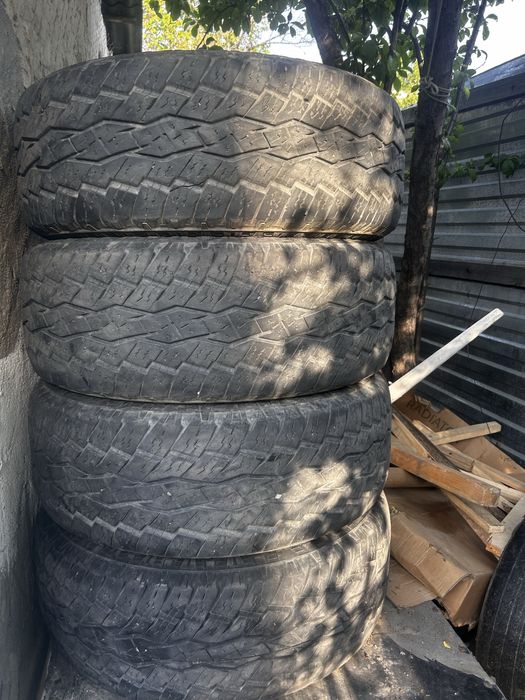 Продам шины R18 б/у , в хорошем состояний