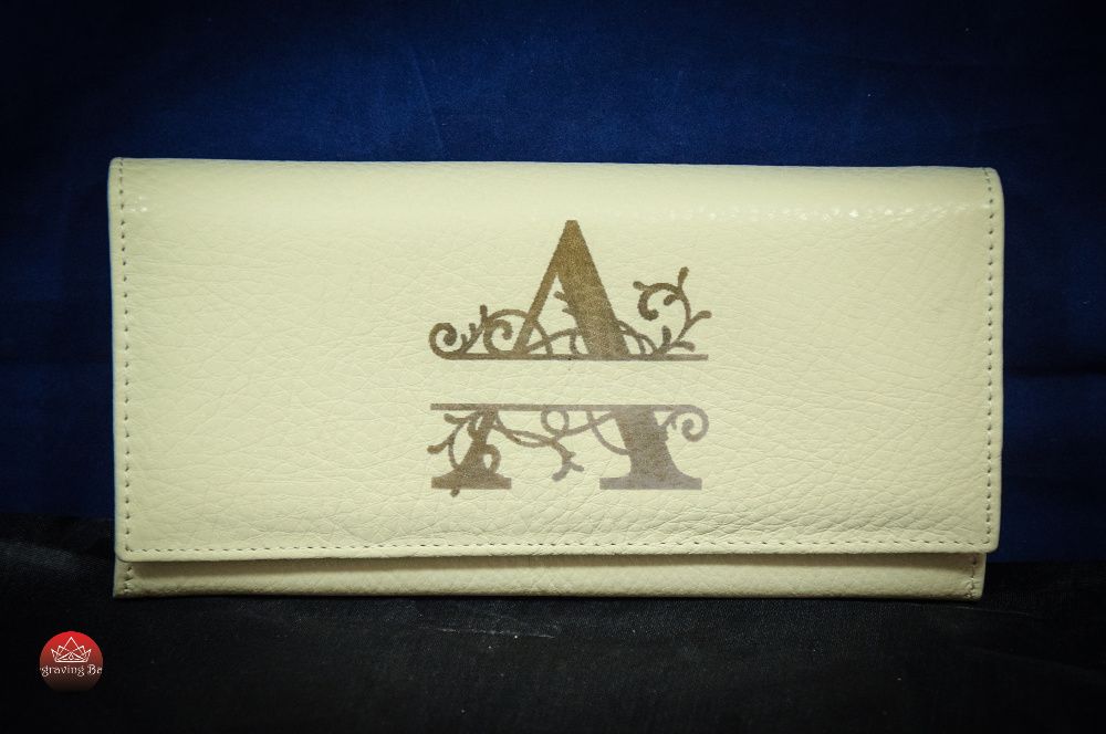 Персонализирано дамско портмоне от италианска ЕСТЕСТВЕНА КОЖА