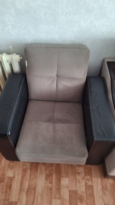 Продам раскладное кресло.