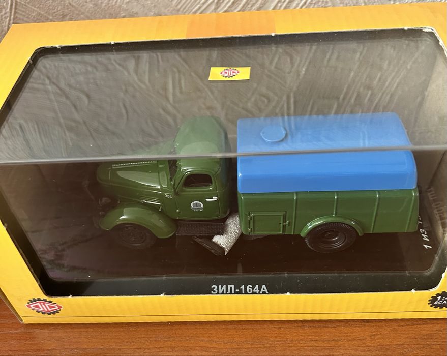 Коллекционные масштабные модели  1:43