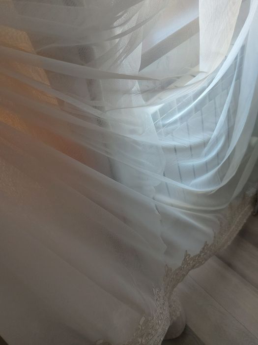 Продам готовые шторы и тюли