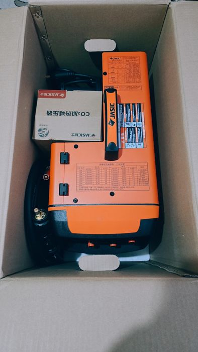 Сварочный полуавтомат Jasic (N214II).