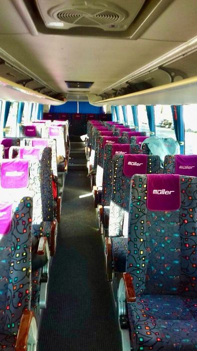 Автобус марки Golden Dragon