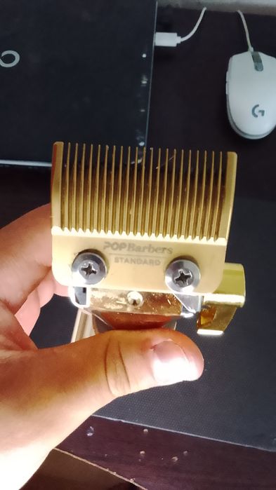 Masina de tuns Pop Barbers P800