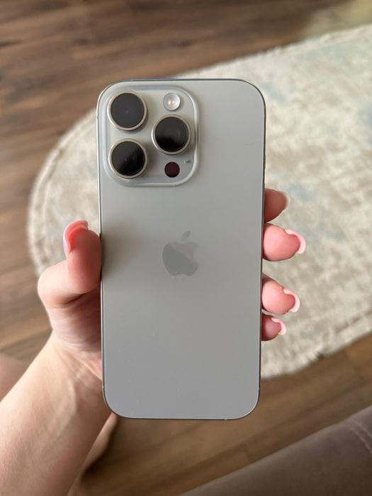 Продам iPhone16 pro