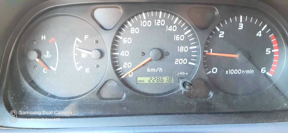 Toyota Land Cruiser KDJ95L , 2001, Diesel 4x4, 7 Locuri, Argintiu