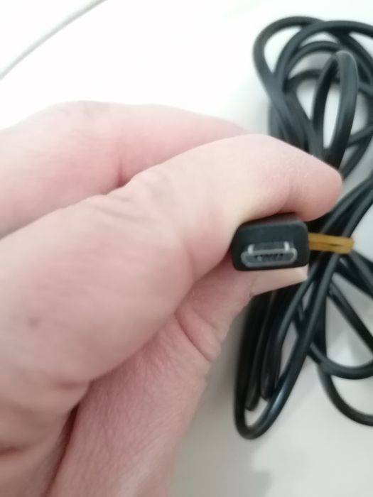 Зарядно за кола 12V  за телефон