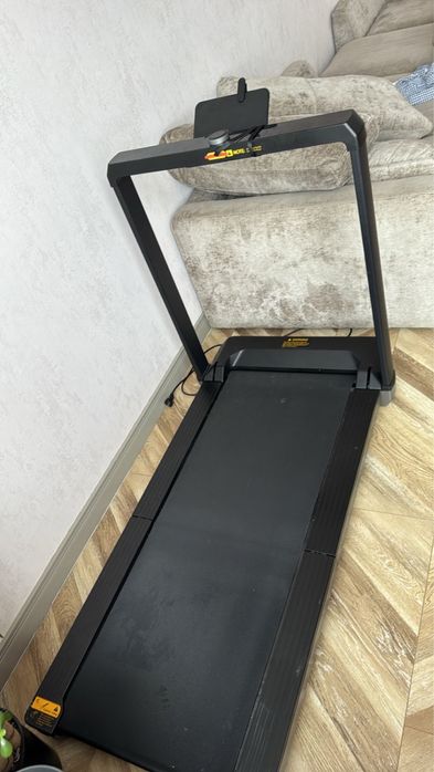 Складная беговая дорожка