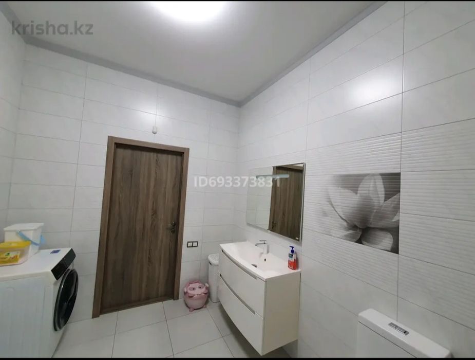 ПРОДАЁТСЯ ДОМ 200 М² В РАЙОНЕ ПЯТИЛЕТКИ
Продаётся просторный, тёплы