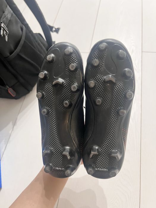 Футбольные бутсы Демикс