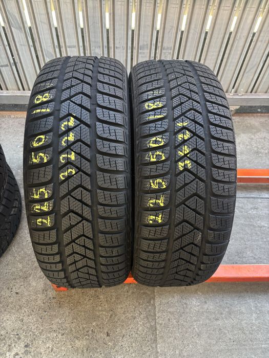 Anvelope Iarna 225/50/18 Pirelli SottoZero 3 225 50 18 R18